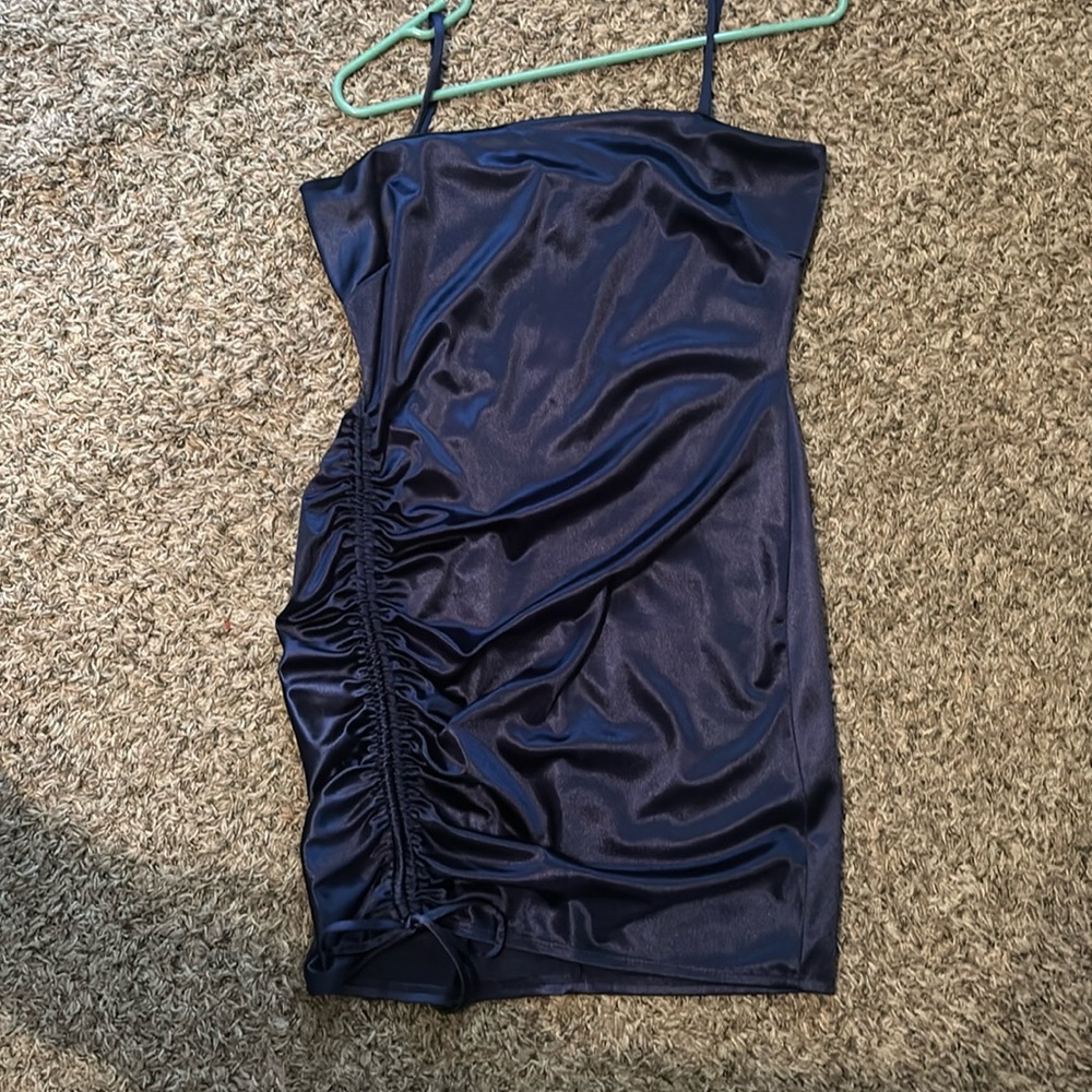 blue dress